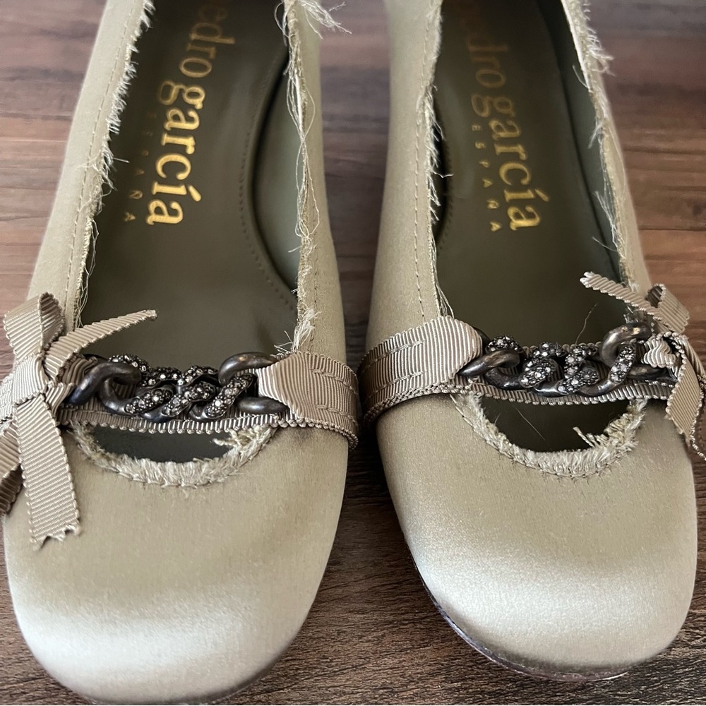 Pedro Garcia Satin & Swarovsky Crystals Heels - Picture 14 of 15
